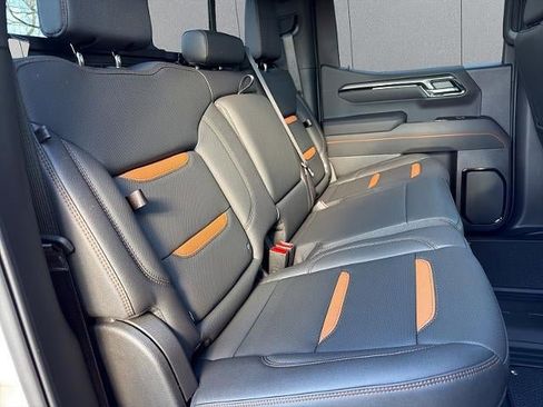 New 2026 GMC Sierra 1500 AT4 w/ AT4 Premium Package image 18