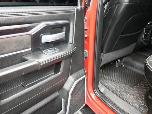 Used 2023 RAM 3500 Laramie AWD/4WD image 18
