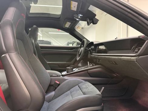 Certified 2026 Porsche 911 GTS image 30