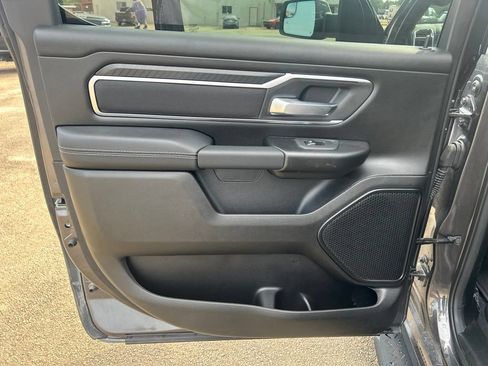 Used 2025 RAM 1500 Big Horn AWD/4WD image 12