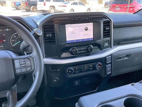Certified 2023 Ford F150 XLT image 9