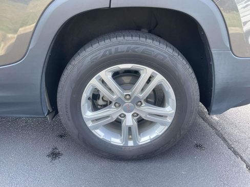 Used 2019 GMC Terrain SLE w/ Driver Convenience Package AWD/4WD image 7