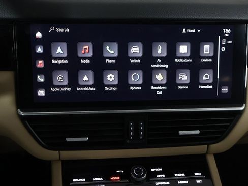 Used 2022 Porsche Cayenne image 51