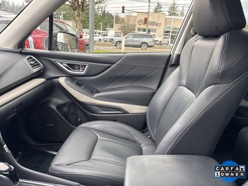 Used 2023 Subaru Forester Limited image 33