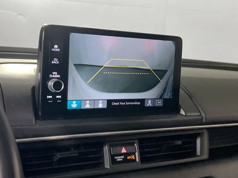 Used 2023 Honda Pilot Touring image 14