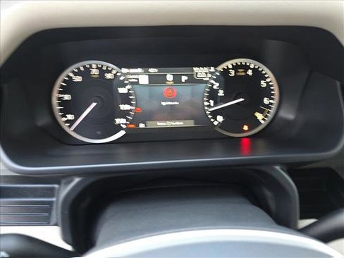 Certified 2022 Land Rover Defender 110 S image 19