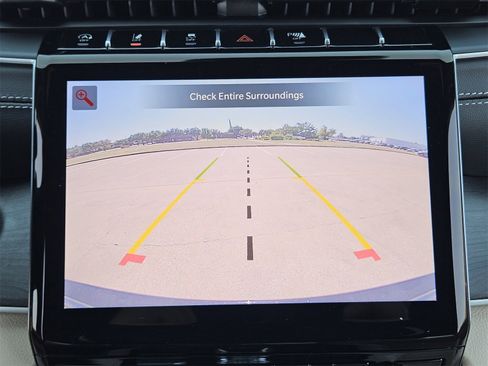 New 2025 Jeep Grand Cherokee Limited image 19