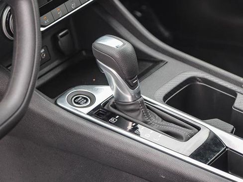 Used 2024 Nissan Sentra SV image 20