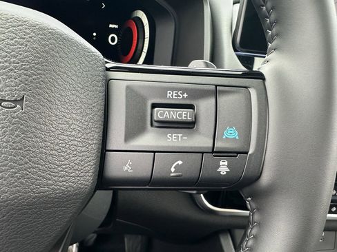 New 2025 Nissan Rogue SL w/ SL Premium Package image 10