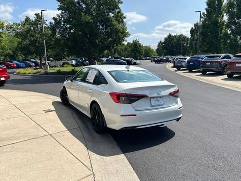 Used 2022 Honda Civic Sport image 4