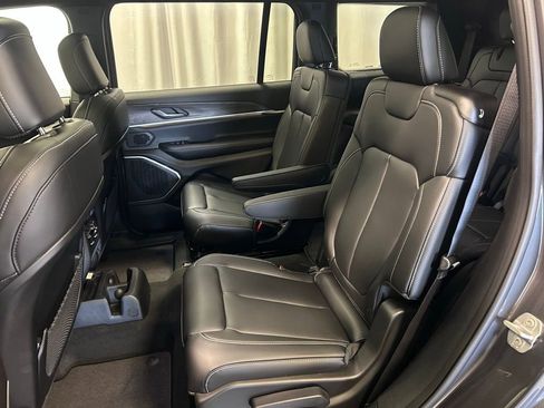 New 2026 Jeep Grand Cherokee L Limited AWD/4WD image 22