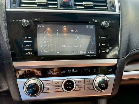 Used 2017 Subaru Outback 2.5i Touring image 13