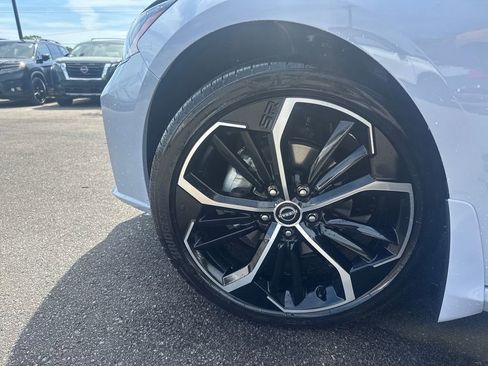 New 2026 Nissan Altima 2.5 SR FWD image 29