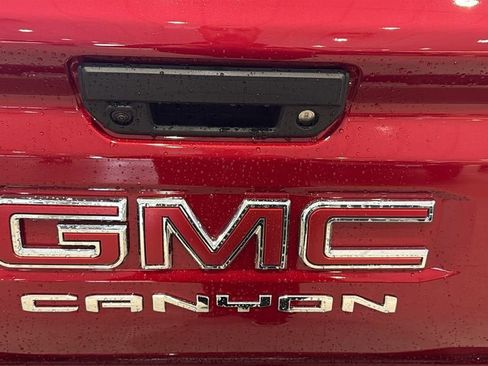 New 2026 GMC Canyon AT4 AWD/4WD image 9