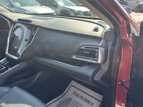 Used 2025 Subaru Outback Limited AWD/4WD image 27
