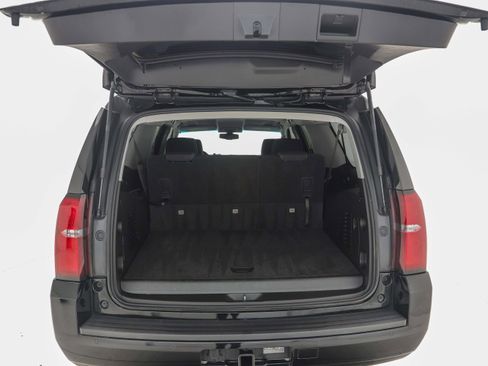 Used 2018 Chevrolet Suburban LS w/ Skid Plate Package image 11