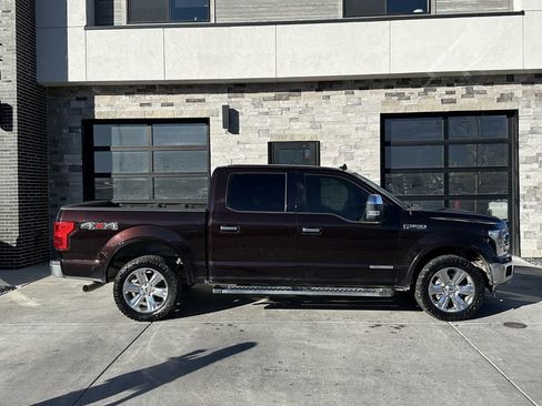 Used 2018 Ford F150 Lariat w/ Equipment Group 502A Luxury image 2