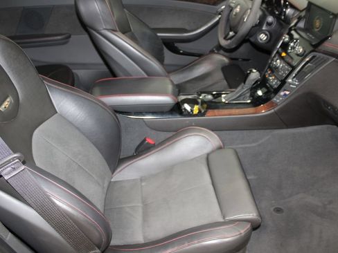 Used 2015 Cadillac CTS V RWD image 23