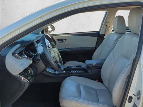 Used 2013 Toyota Avalon XLE Premium image 11