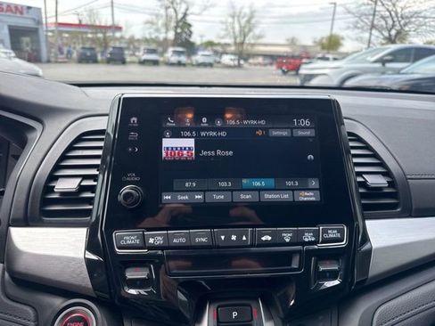 Used 2024 Honda Odyssey EX-L image 15