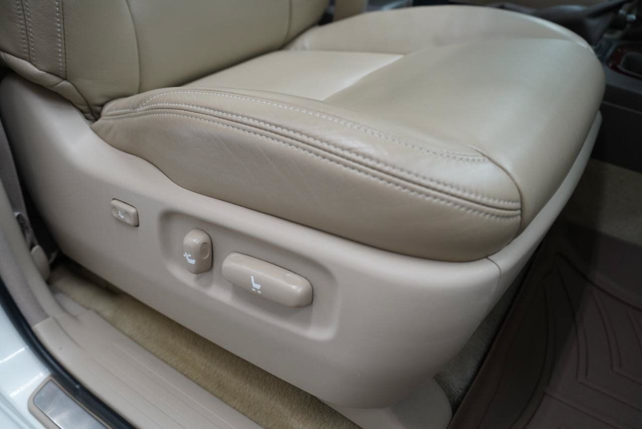 Used 2009 Lexus GX 470 AWD/4WD image 32