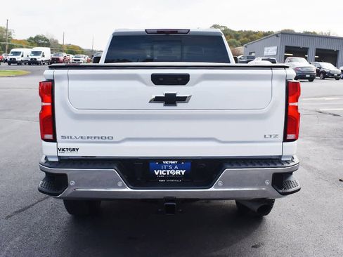 Used 2024 Chevrolet Silverado 2500 LTZ w/ LTZ Plus Package image 32