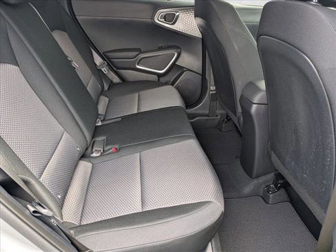Used 2024 Kia Soul LX w/ Option Group 015 FWD image 18