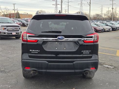 Used 2023 Subaru Ascent Limited image 15