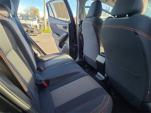Used 2022 Subaru Crosstrek 2.0i Premium image 20