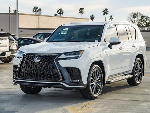 Used 2024 Lexus LX 600 F Sport image 3