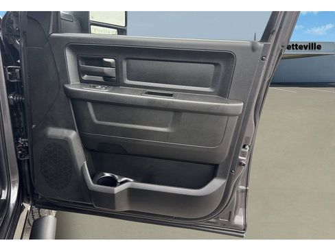 Used 2025 RAM 2500 Tradesman image 30