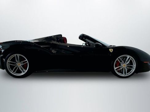 Used 2017 Ferrari 488 Spider RWD image 4