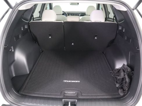 Used 2023 Hyundai Tucson Limited image 29