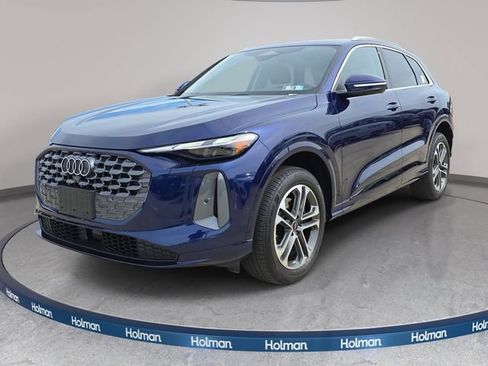 Used 2025 Audi Q5 Premium w/ Convenience Package AWD/4WD image 1