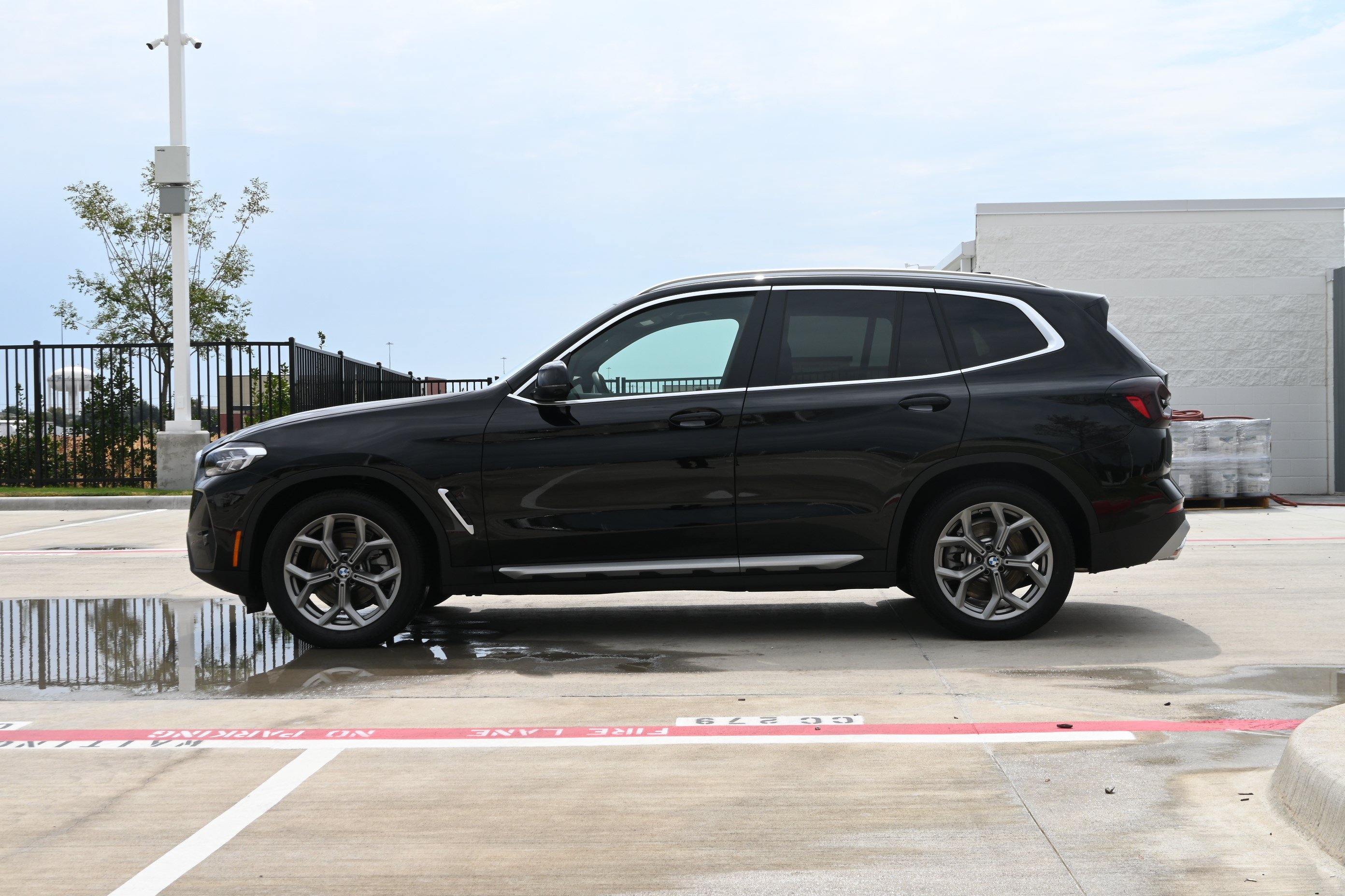 Certified 2024 BMW X3 sDrive30i w/ Parking Assistance Package RWD image 6