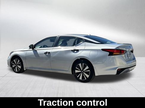 Used 2022 Nissan Altima 2.5 SV image 8