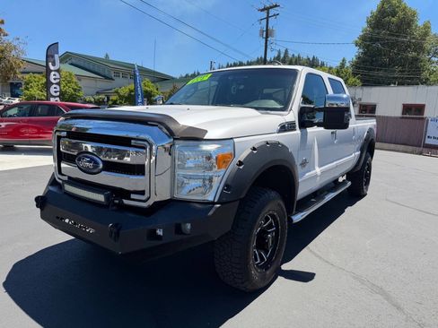 Used 2011 Ford F350 Lariat w/ FX4 4X4 Off-Road Pkg image 4
