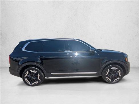 Used 2025 Kia Telluride S AWD/4WD image 4