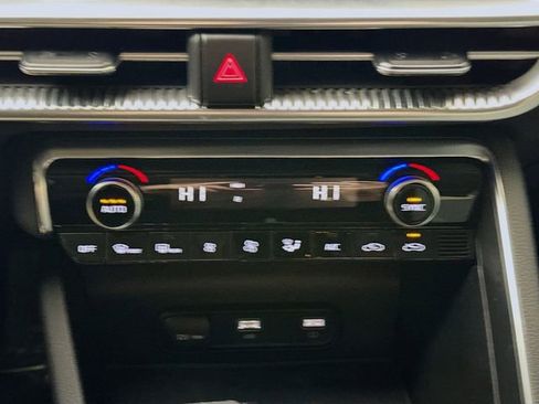 Used 2021 Kia K5 EX w/ EX Premium Package image 16