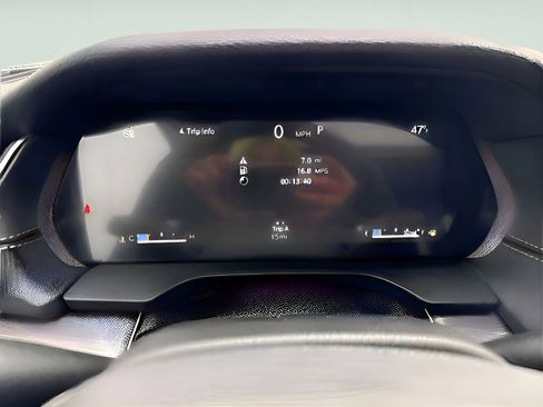 New 2025 Jeep Grand Cherokee L Limited w/ Luxury Tech Group II image 41