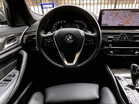 Used 2021 BMW 540i w/ Convenience Package RWD image 5