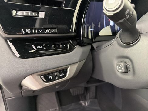 Used 2025 Lexus RX 350 w/ Convenience Package AWD/4WD image 8
