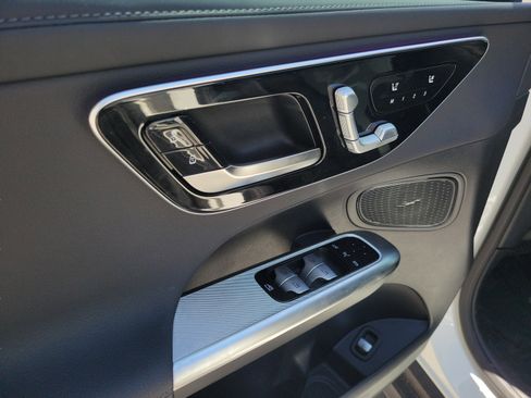 Certified 2026 Mercedes-Benz GLC 300 image 17