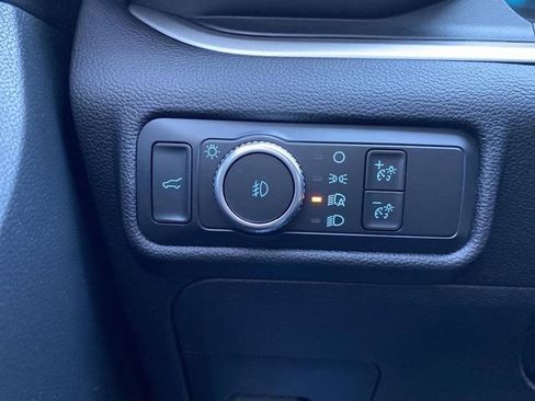 Certified 2022 Ford Explorer XLT w/ Equipment Group 202A image 23