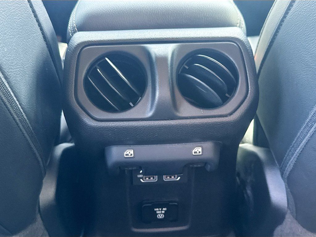 Used 2023 Jeep Wrangler Unlimited Sahara w/ Cold Weather Group AWD/4WD image 29
