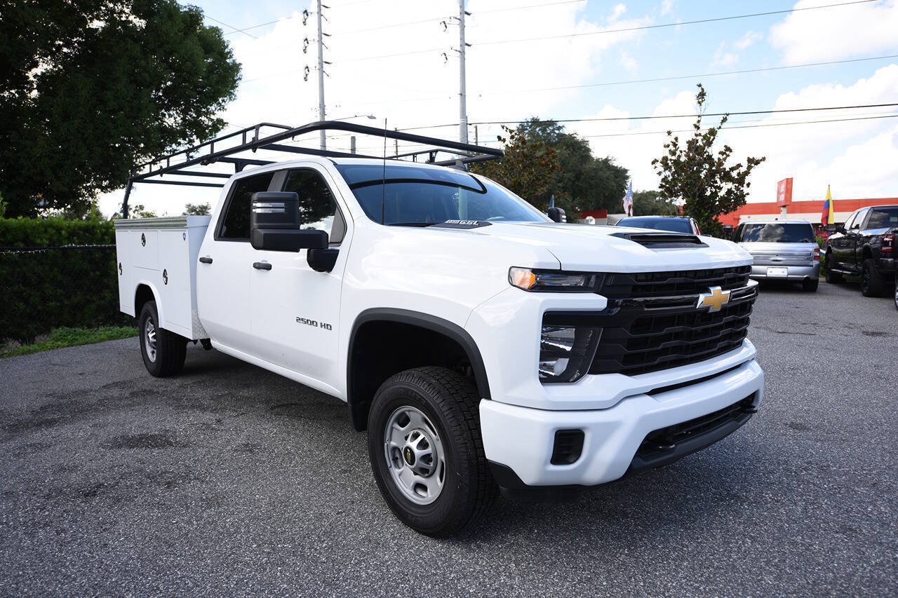 Used 2025 Chevrolet Silverado 2500 W/T w/ WT Convenience Package AWD/4WD image 3