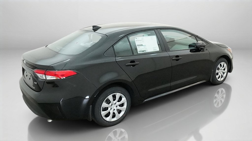 New 2027 Toyota Corolla LE FWD image 9