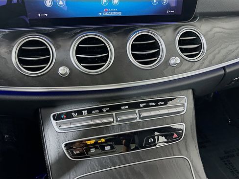 Used 2021 Mercedes-Benz E 350 Sedan image 18