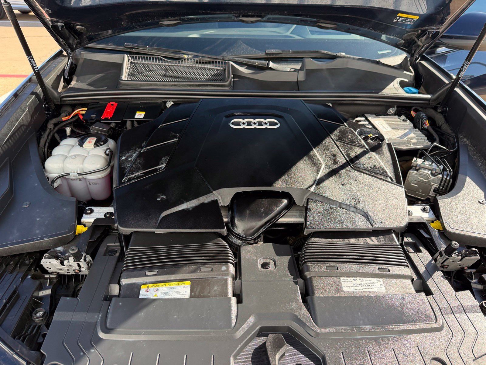Used 2024 Audi Q8 Prestige AWD/4WD image 43