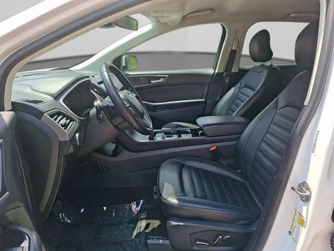 Used 2019 Ford Edge SEL w/ Equipment Group 201A AWD/4WD image 16